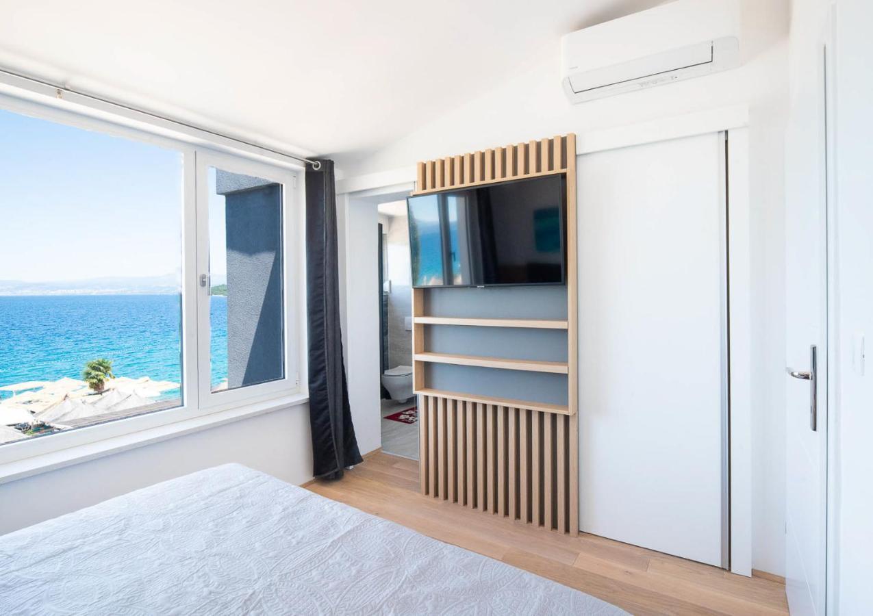 Sunset Sea Apartment
